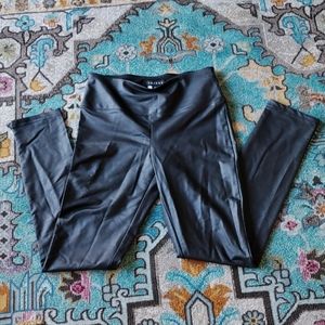 Tribal Women's Pants Small